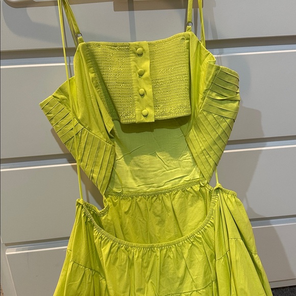 Lime Cutout Maxi Dress - Picture 8 of 9